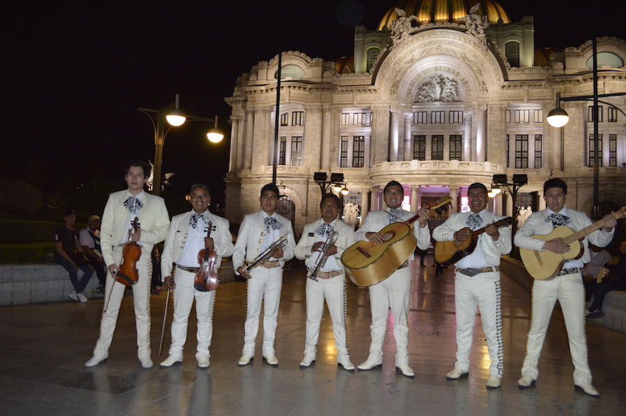 MARIACHIS PARA SERENATAS DF