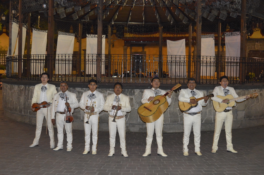 MARIACHIS PARA SERENATAS DF
